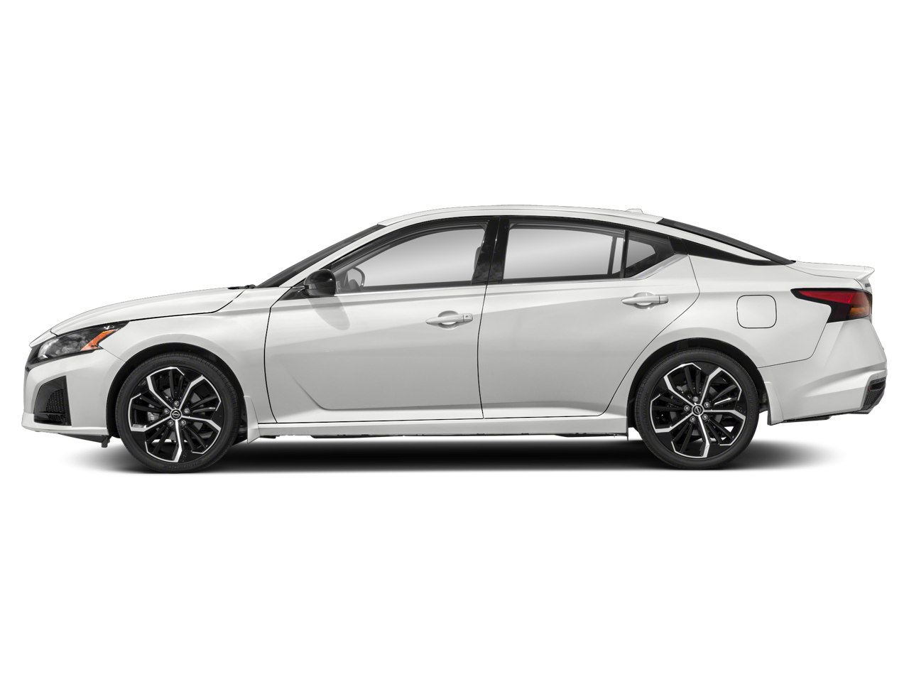 2024 Nissan Altima SR - Photo 28