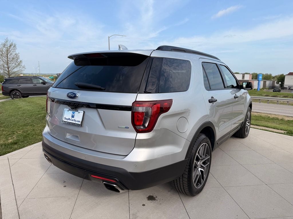 2017 Ford Explorer Sport