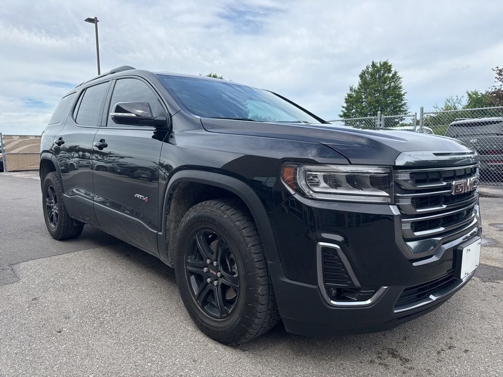 2023 GMC Acadia AT4