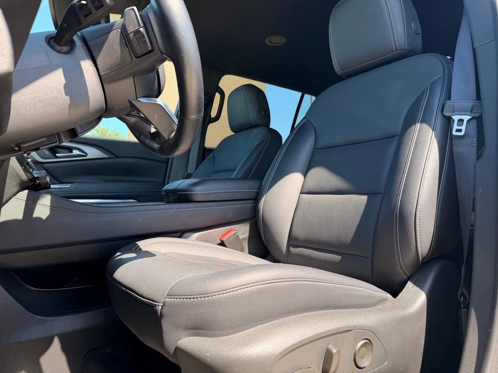 2025 Chevrolet Traverse LT 1LT