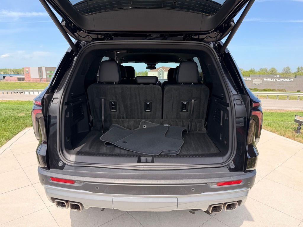 2026 Chevrolet Traverse LT 2LT