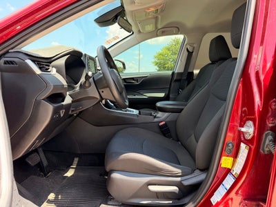 2021 Toyota RAV4 Hybrid LE