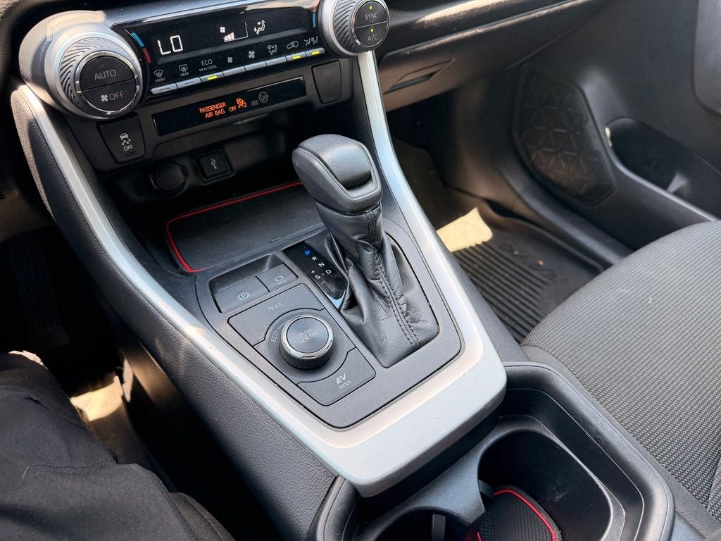 2021 Toyota RAV4 Hybrid LE