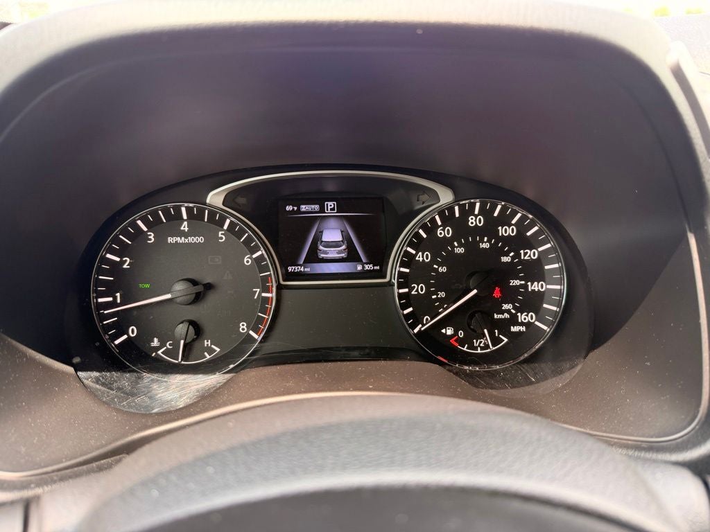 2017 Nissan Pathfinder SV