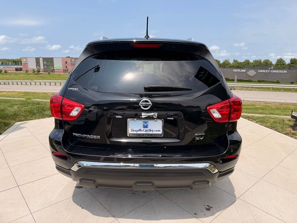2017 Nissan Pathfinder SV