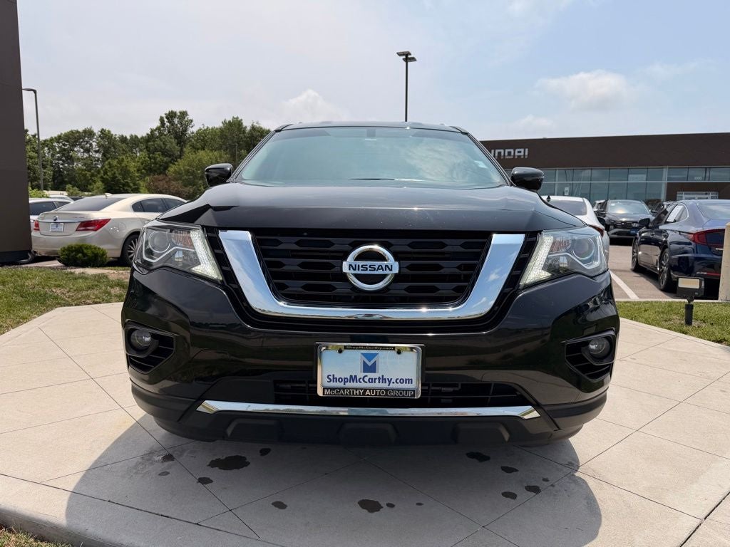 2017 Nissan Pathfinder SV