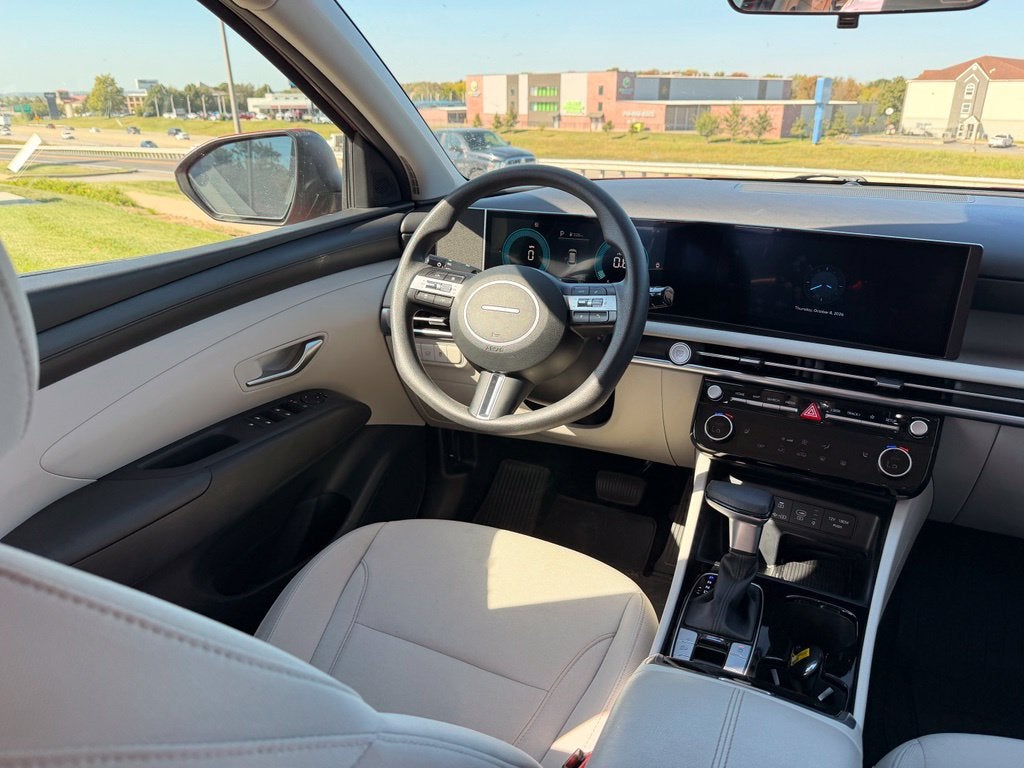 2025 Hyundai TUCSON SEL