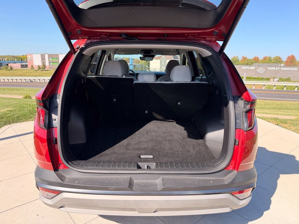 2025 Hyundai TUCSON SEL