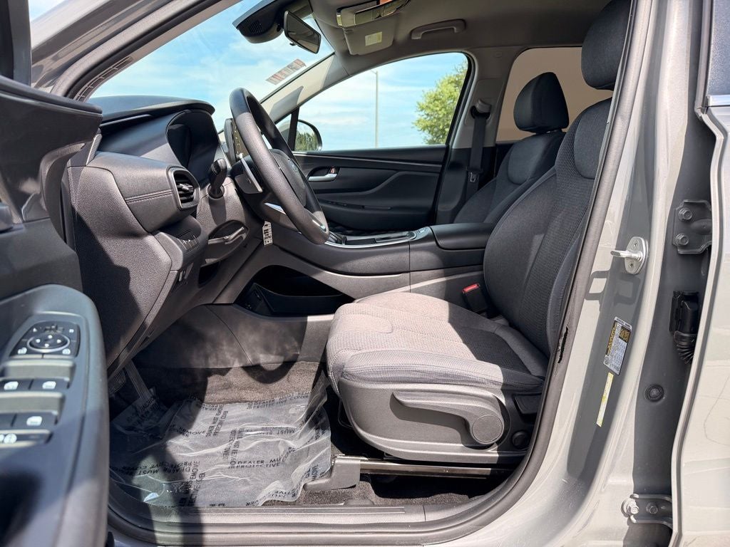 2022 Hyundai SANTA FE SE