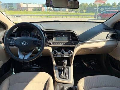 2019 Hyundai ELANTRA SEL