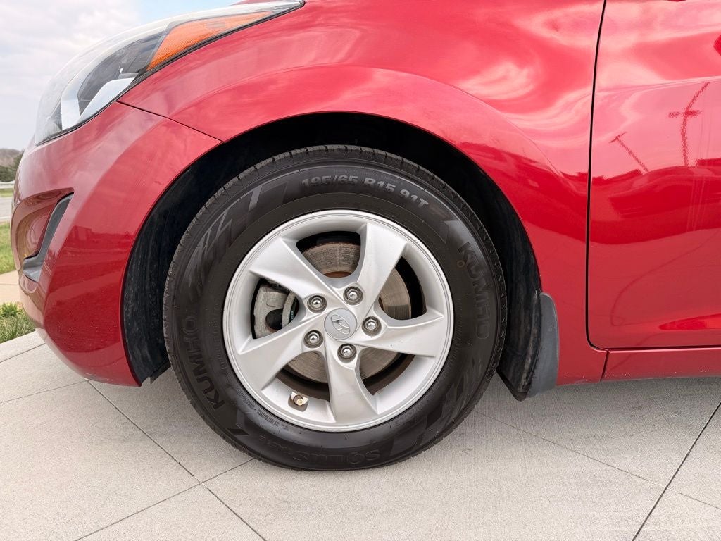 2014 Hyundai ELANTRA SE