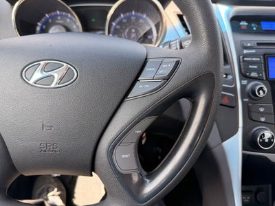 2012 Hyundai SONATA GLS