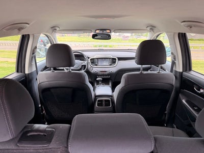 2020 Kia Sorento S