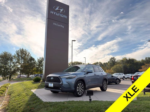 2024 Toyota Corolla Cross XLE