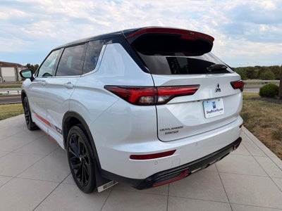 2023 Mitsubishi Outlander SE