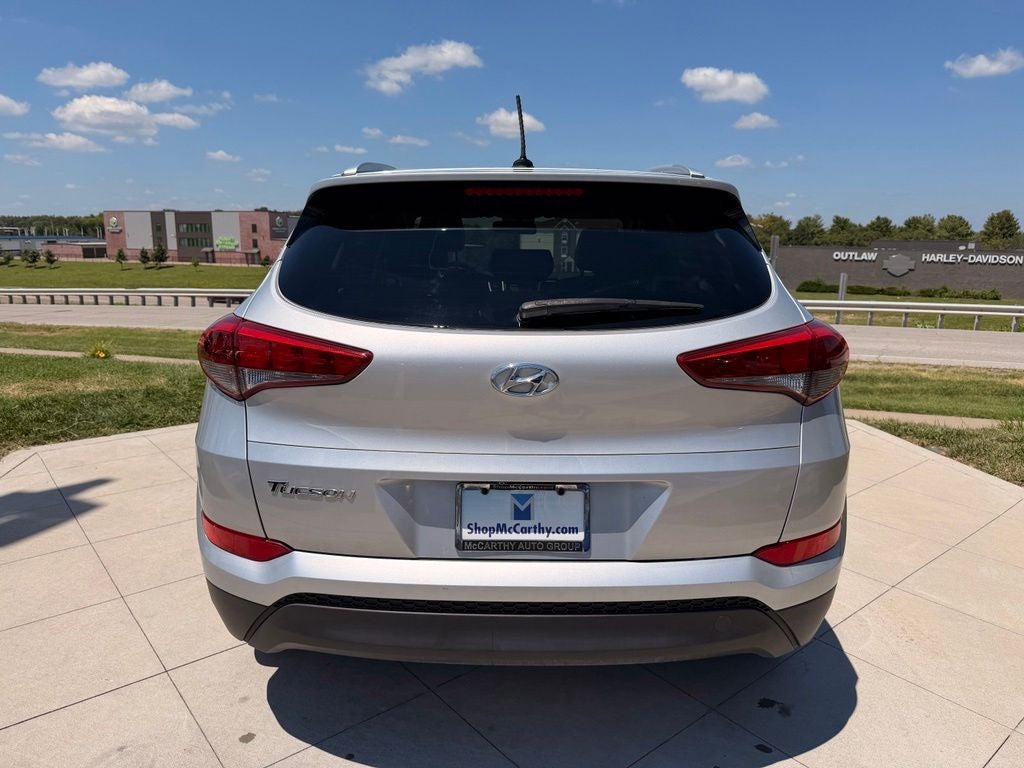 2017 Hyundai TUCSON SE Popular Equipment Package