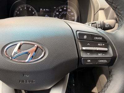 2021 Hyundai KONA SEL