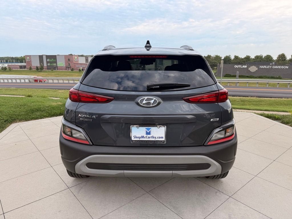 2022 Hyundai KONA SEL