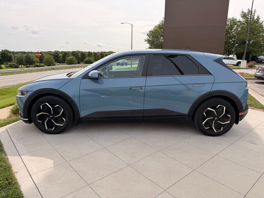 2024 Hyundai IONIQ 5 SE