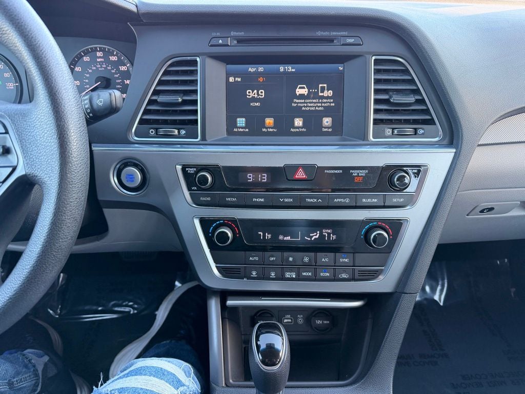 2017 Hyundai SONATA HYBRID SE