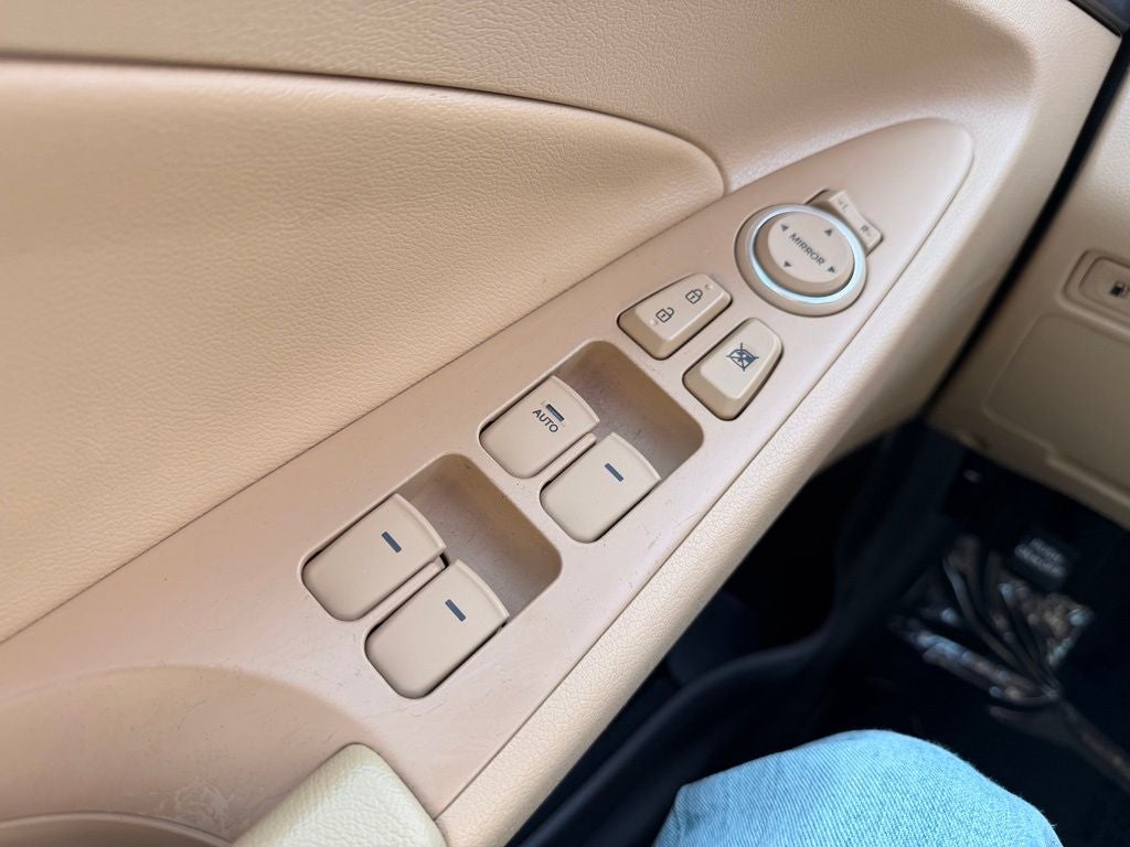 2015 Hyundai SONATA HYBRID Base