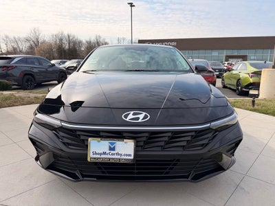 2025 Hyundai ELANTRA SE