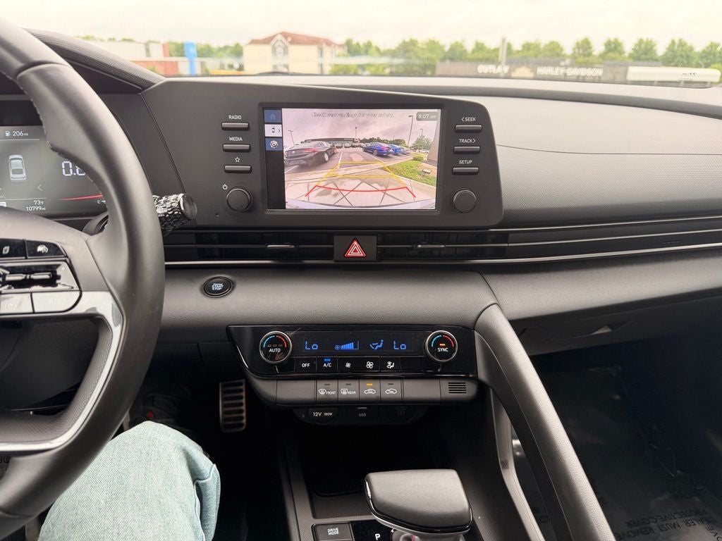 2025 Hyundai ELANTRA SEL Sport