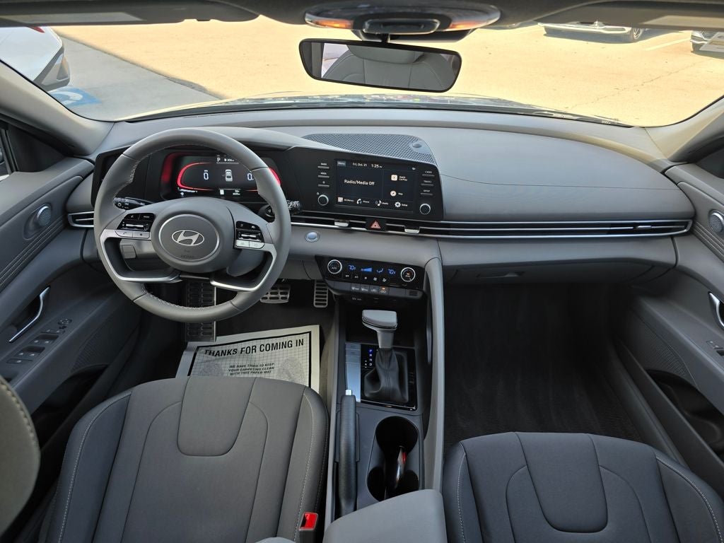 2025 Hyundai ELANTRA SEL Sport