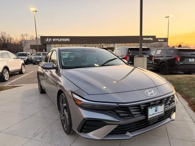 2025 Hyundai ELANTRA Limited