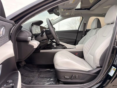 2025 Hyundai ELANTRA Limited