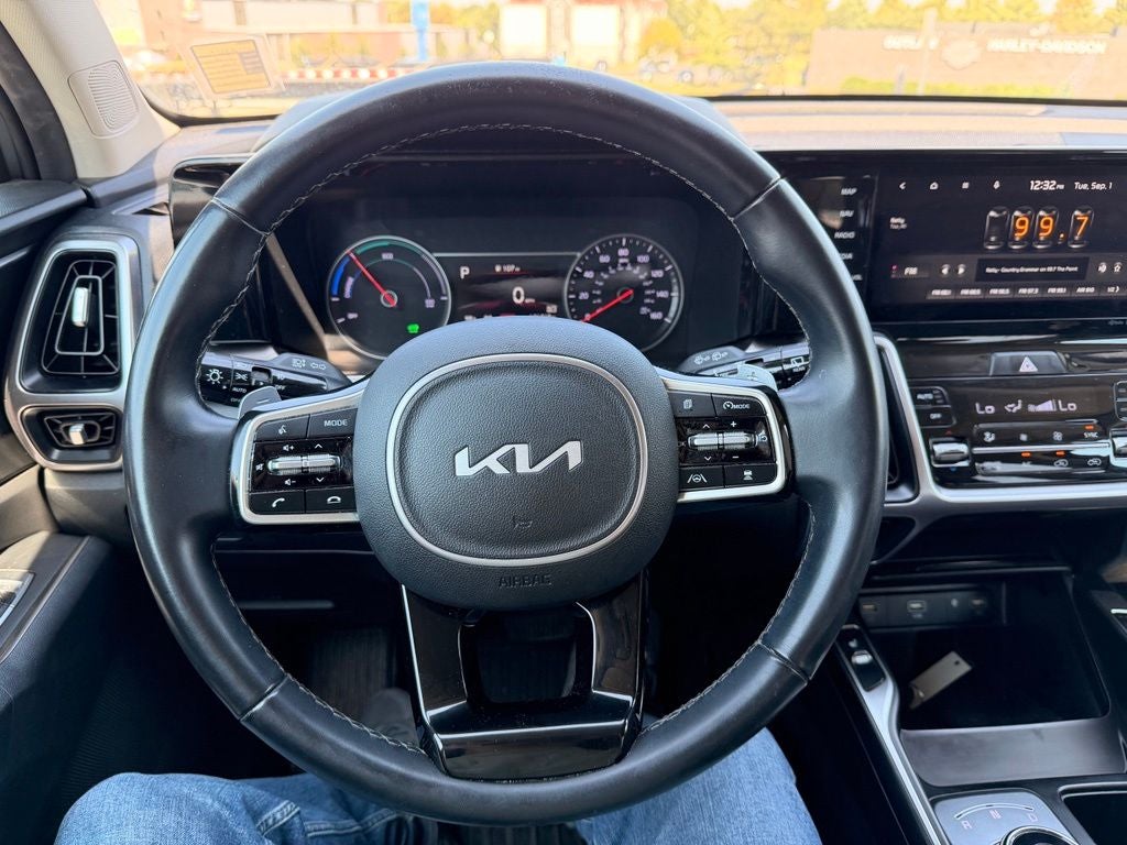 2022 Kia Sorento Hybrid EX