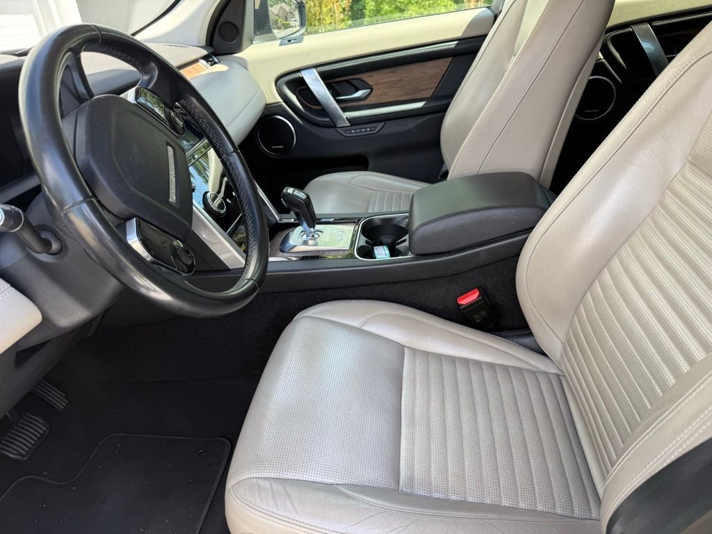 2020 Land Rover Discovery Sport SE