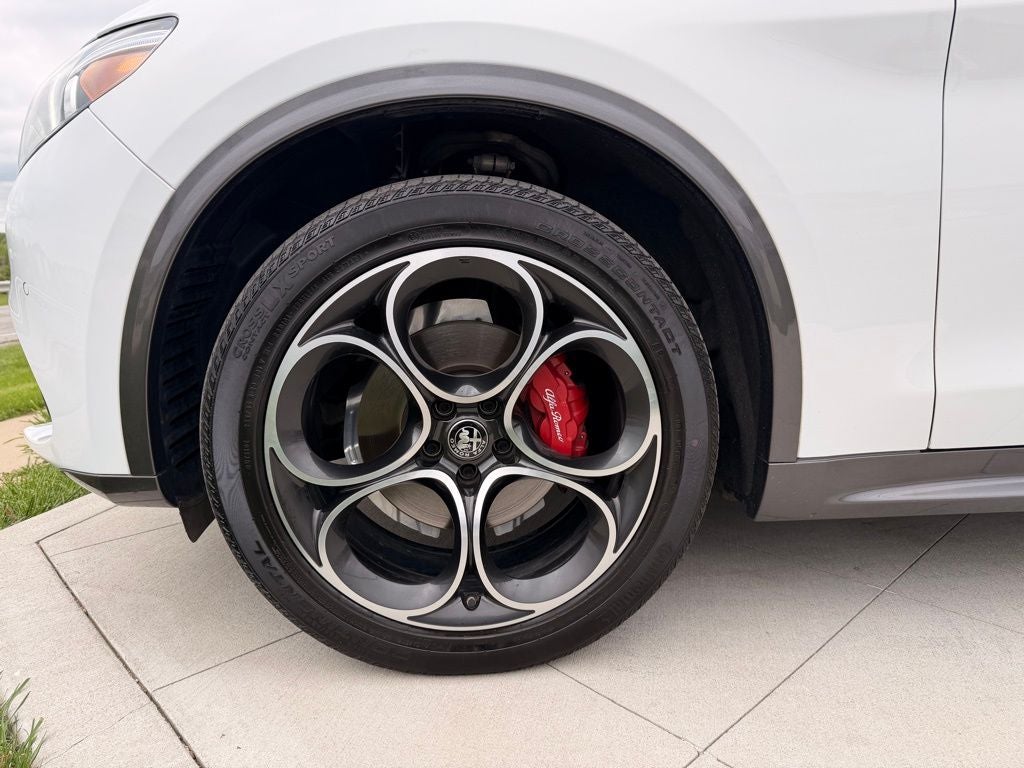 2022 Alfa Romeo Stelvio Ti