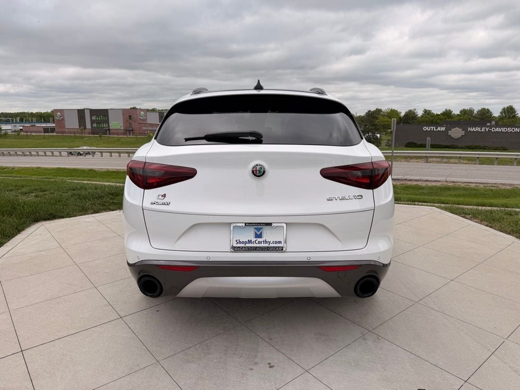 2022 Alfa Romeo Stelvio Ti