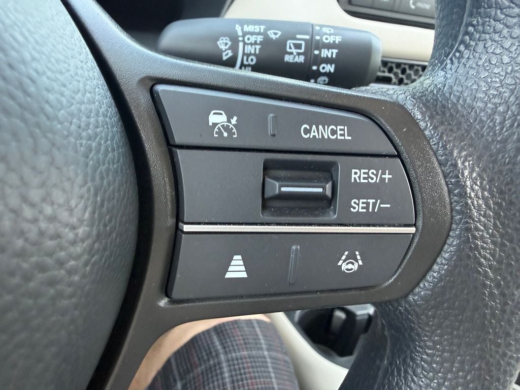 2025 Honda HR-V LX