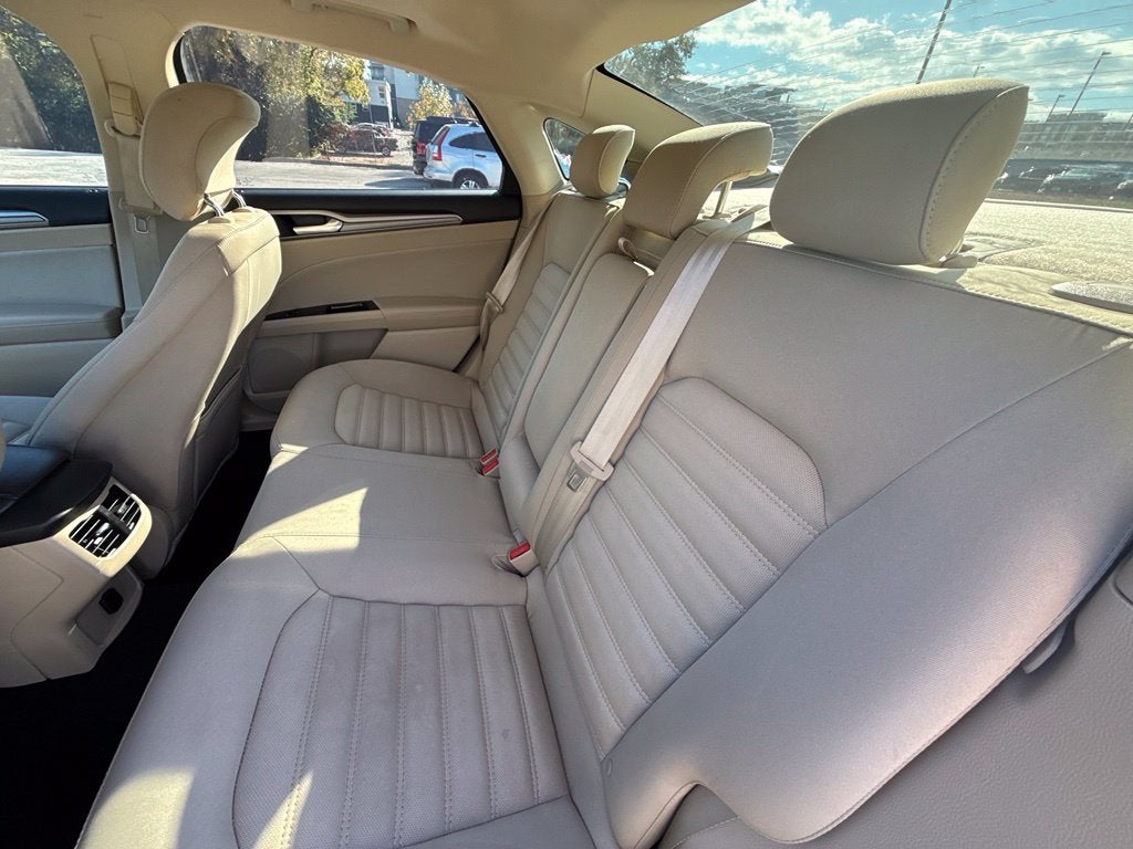2013 Ford Fusion SE