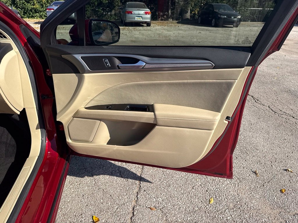 2013 Ford Fusion SE