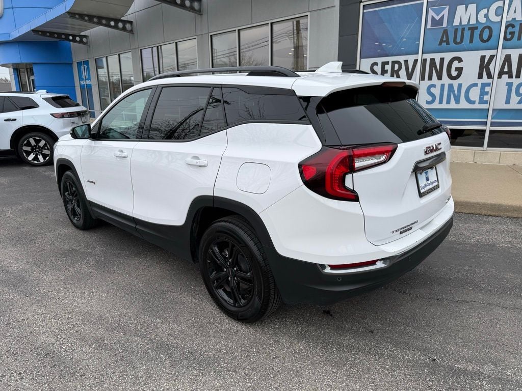 2024 GMC Terrain AT4