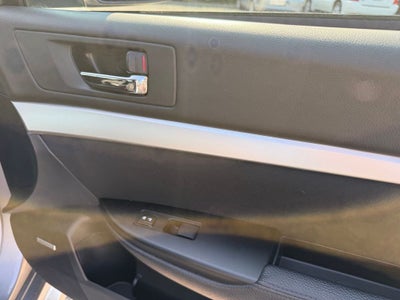 2011 Subaru Legacy 2.5i Premium