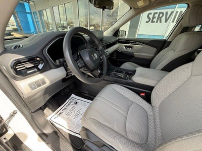 2023 Honda Pilot LX