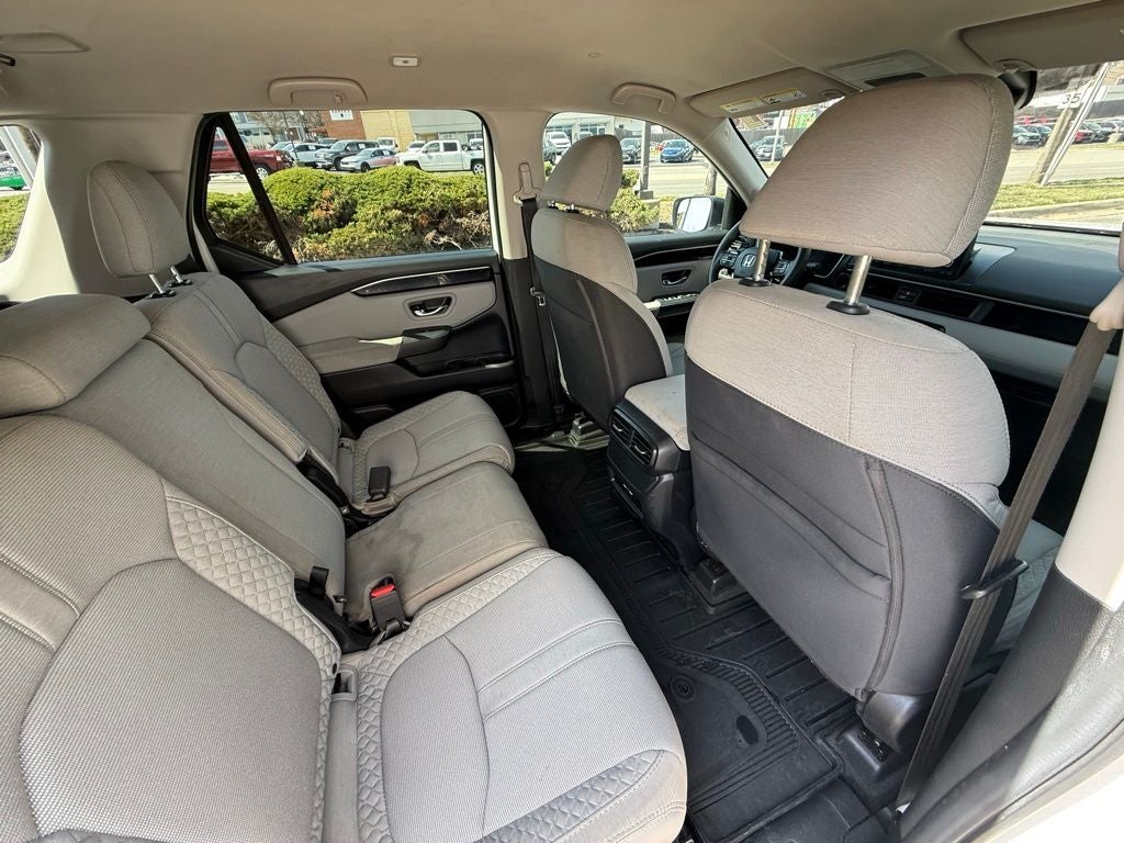 2023 Honda Pilot LX