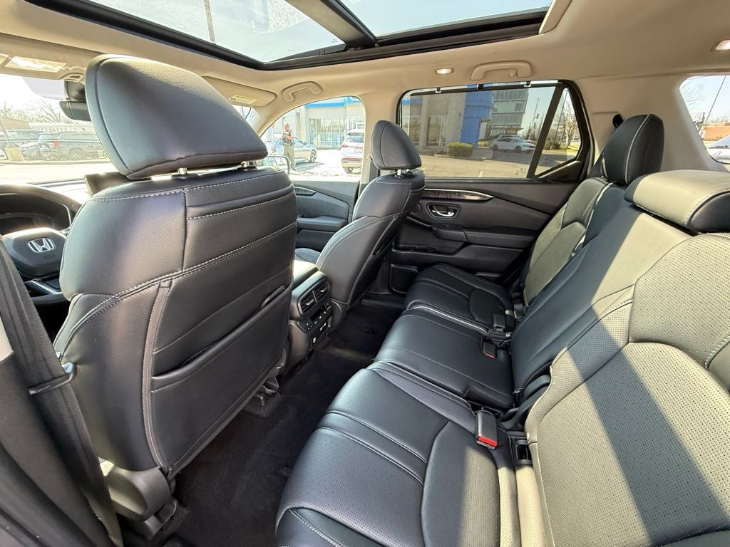2023 Honda Pilot Elite