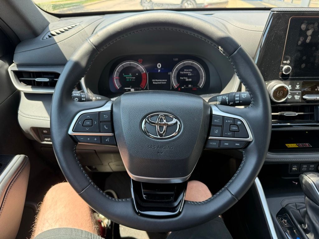 2025 Toyota Highlander XSE
