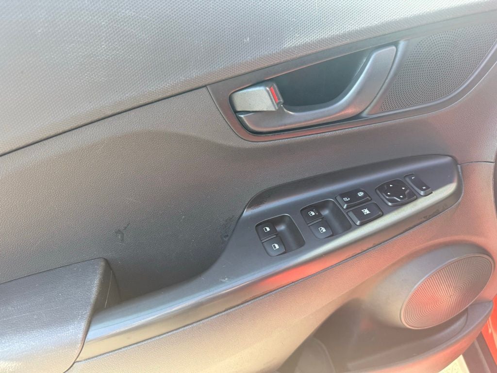 2020 Hyundai KONA SEL