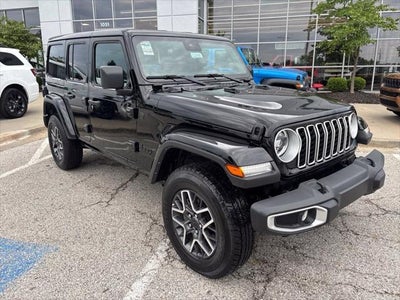 2025 Jeep Wrangler 4-Door Sahara 4x4