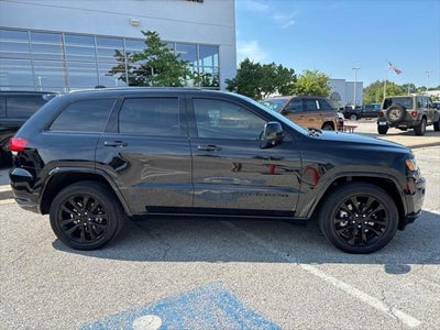 2021 Jeep Grand Cherokee Laredo X 4x4