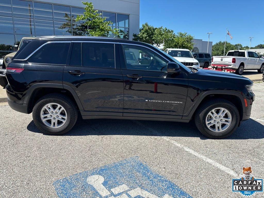 2023 Jeep Grand Cherokee Laredo 4x4