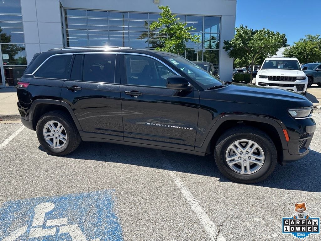2023 Jeep Grand Cherokee Laredo 4x4