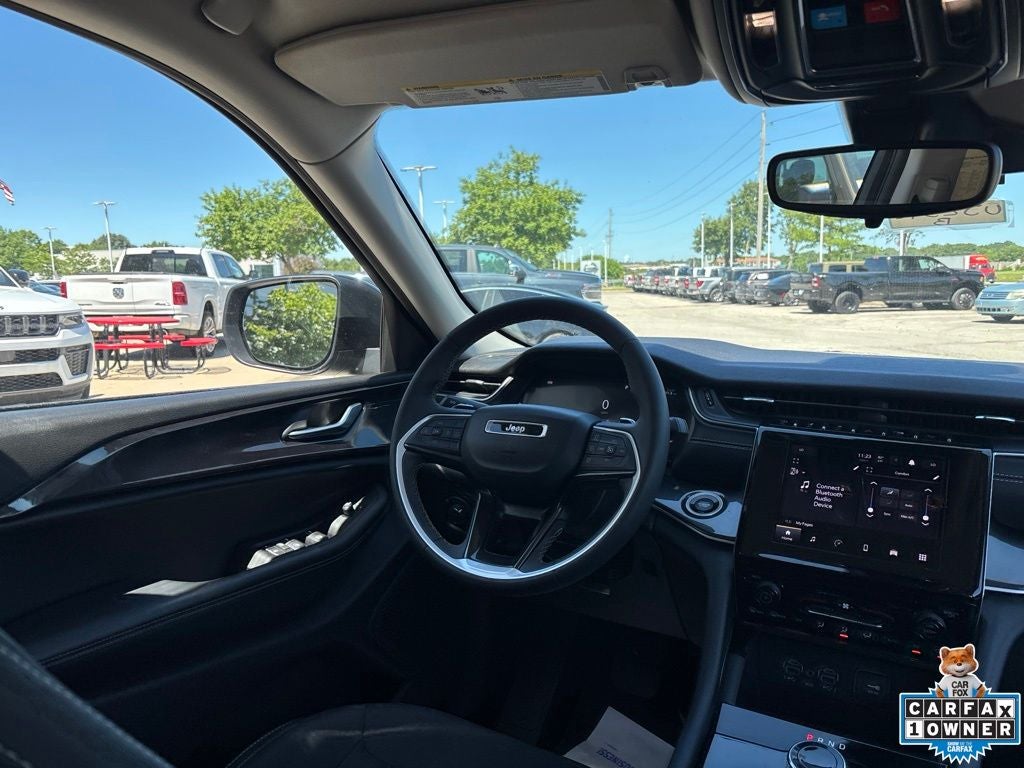 2023 Jeep Grand Cherokee Laredo 4x4