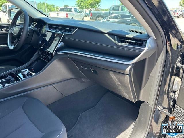 2023 Jeep Grand Cherokee Laredo 4x4